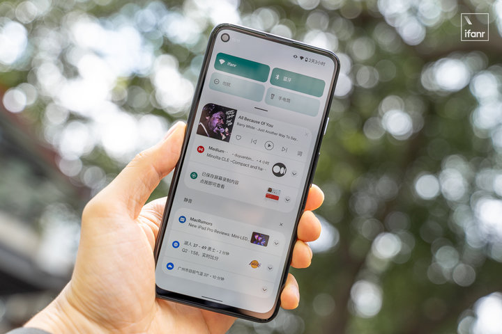 我们刷了一台Pixel4a，抢先体验了Android12Beta1