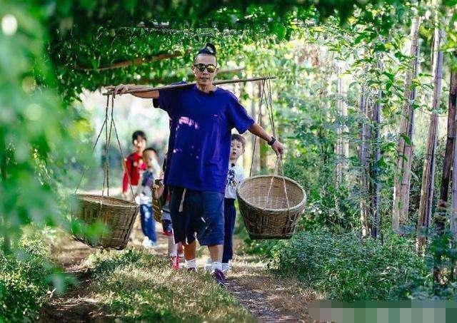 去香港当洗碗工一个月多少钱,香港洗碗工真实收入