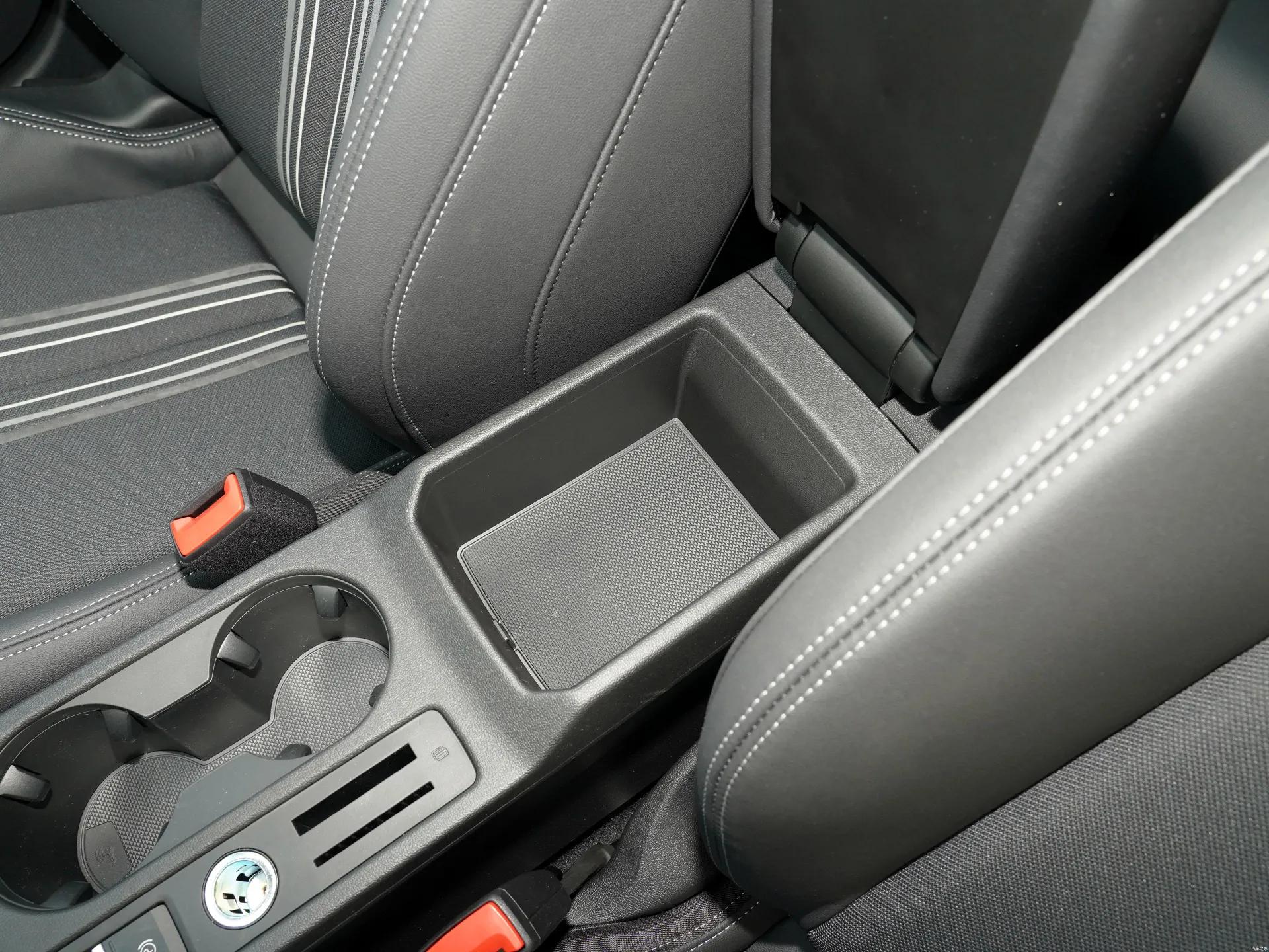 奥迪a3敞篷车2021款多少钱新车,a3l奥迪2021款两厢落地价