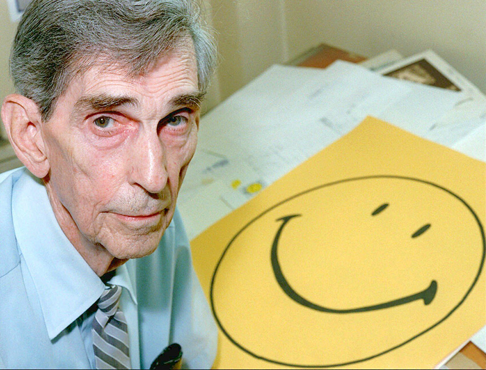 笑脸是什么样的表情,笑脸表情的含义