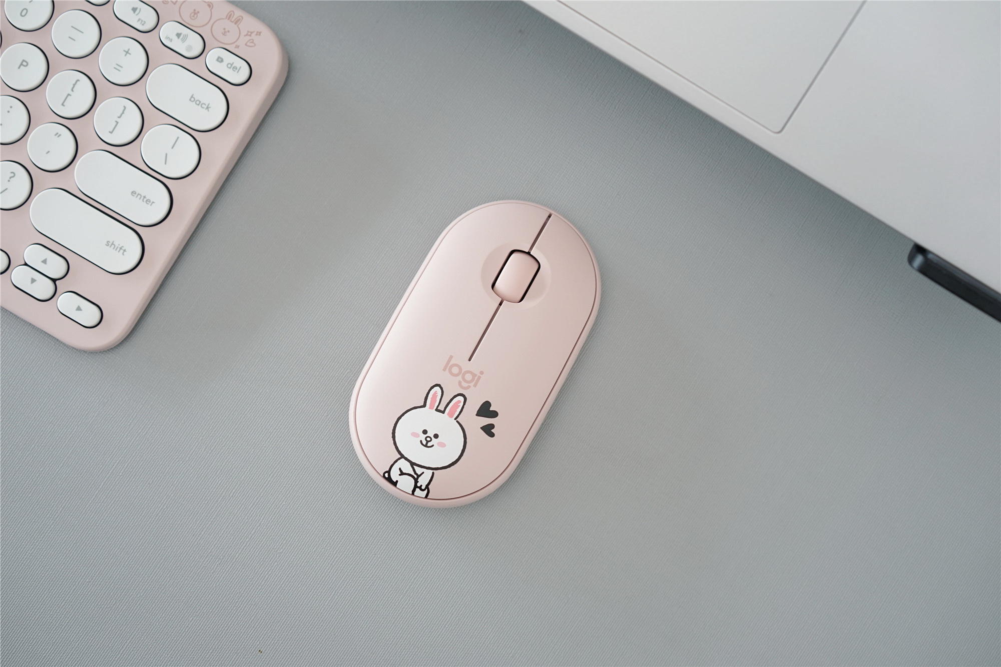 罗技linefriends测评,谁还没年轻活泼漂亮过