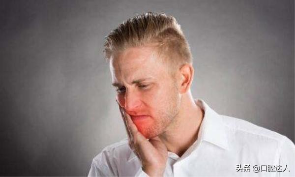 口腔溃疡反复发作是什么病的前兆,口腔溃疡反复发作挂什么科