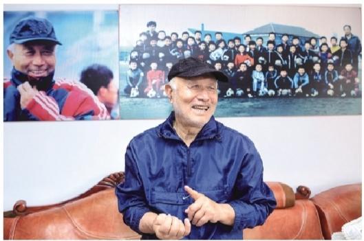 辽宁足球教父张引,足球教练张引