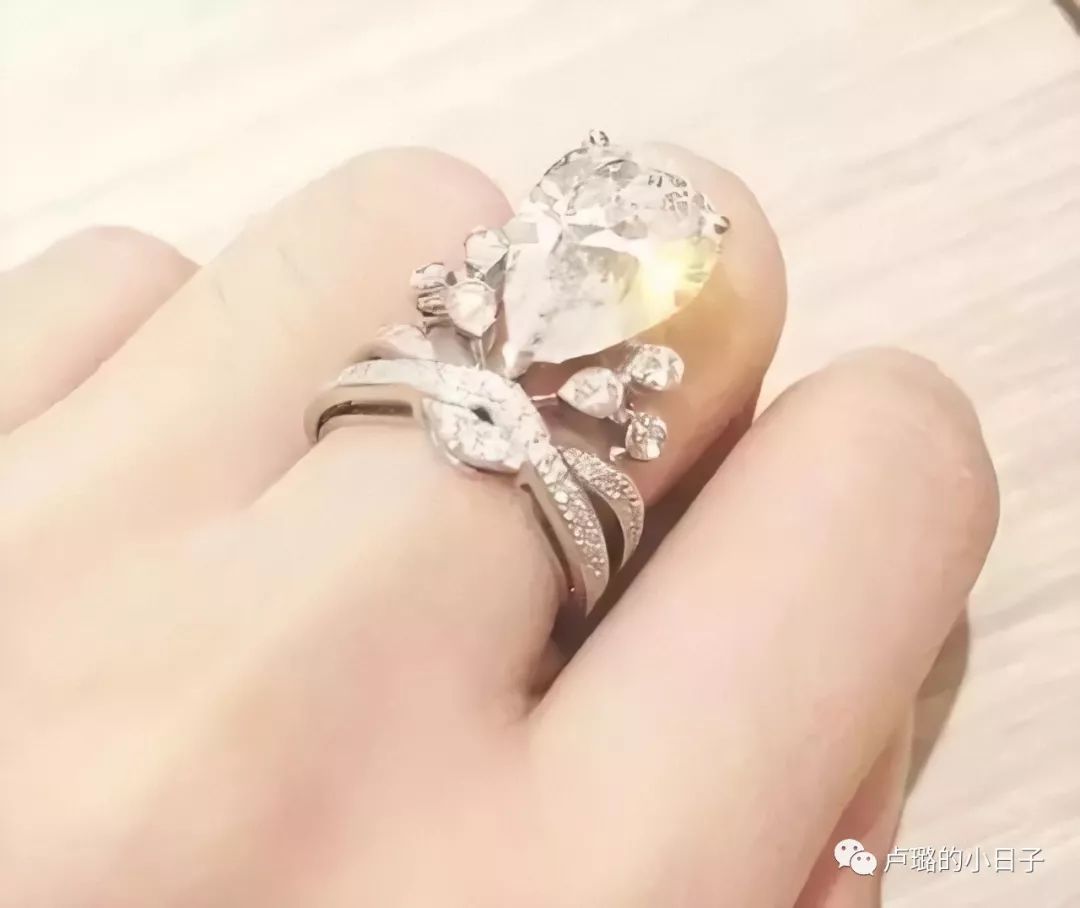 女明星珠宝首饰大比拼高清,女明星都戴什么珠宝