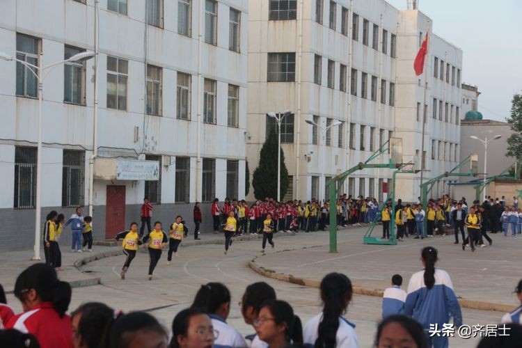 杩愬姩鍋ュ効鏄捐韩鎵嬫椂浠i獎瀛愮珵椋庢祦,杩愬姩鍋ュ効璧涘嚭椋庨噰璧涘嚭鎷兼悘