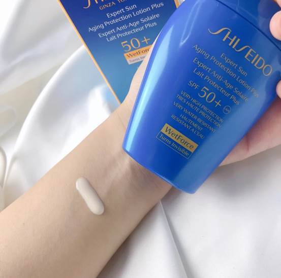 夏季最好用的防晒霜不伤肤色的,夏天适合的防晒霜哪个牌子好