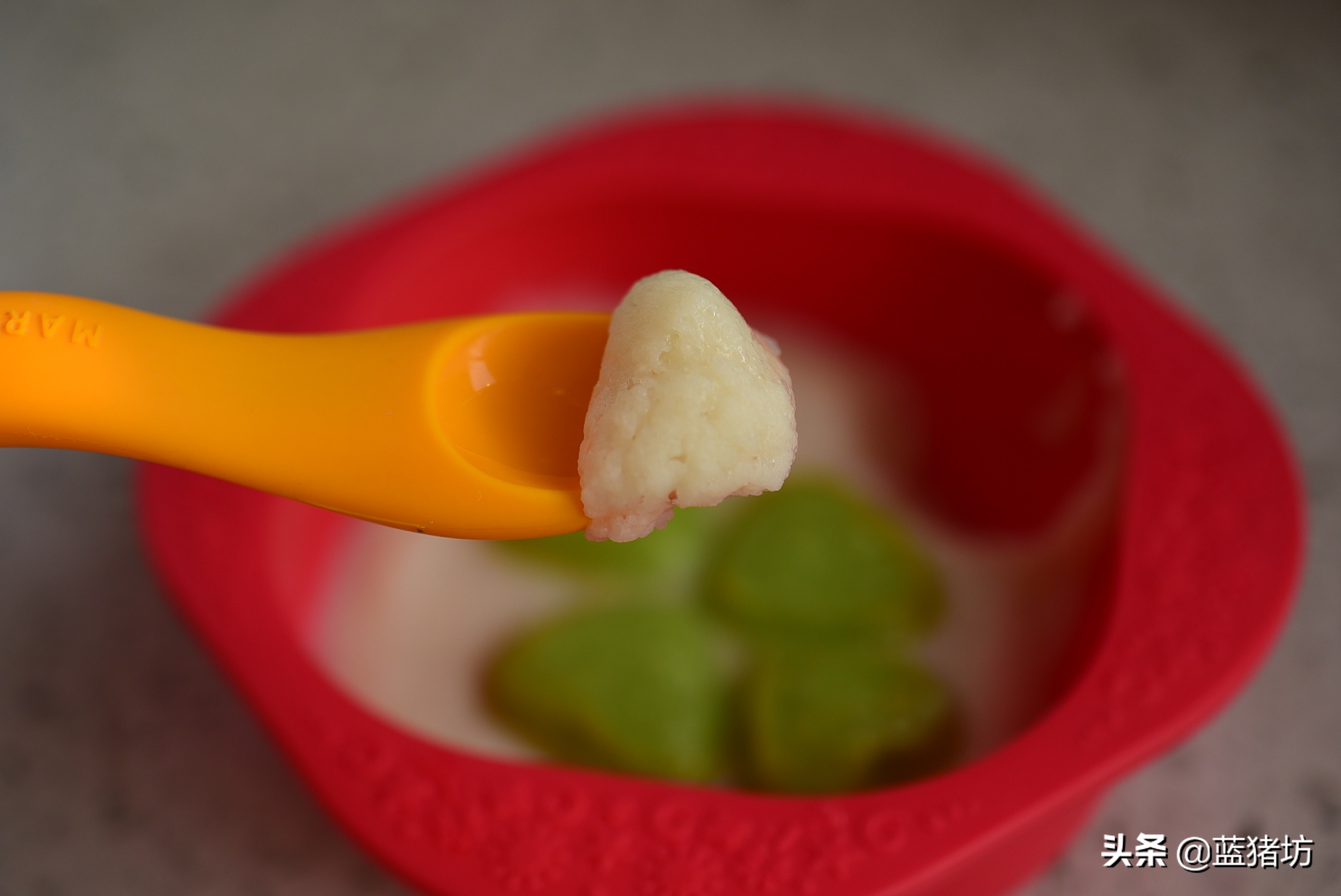 七个月的宝宝可以吃一些什么辅食,七个月宝宝辅食小米粥菠菜怎样做