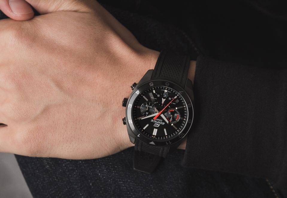 卡西欧edifice系列eqw-a1200db-1a限量版,卡西欧casioedificeecb-900db-1a