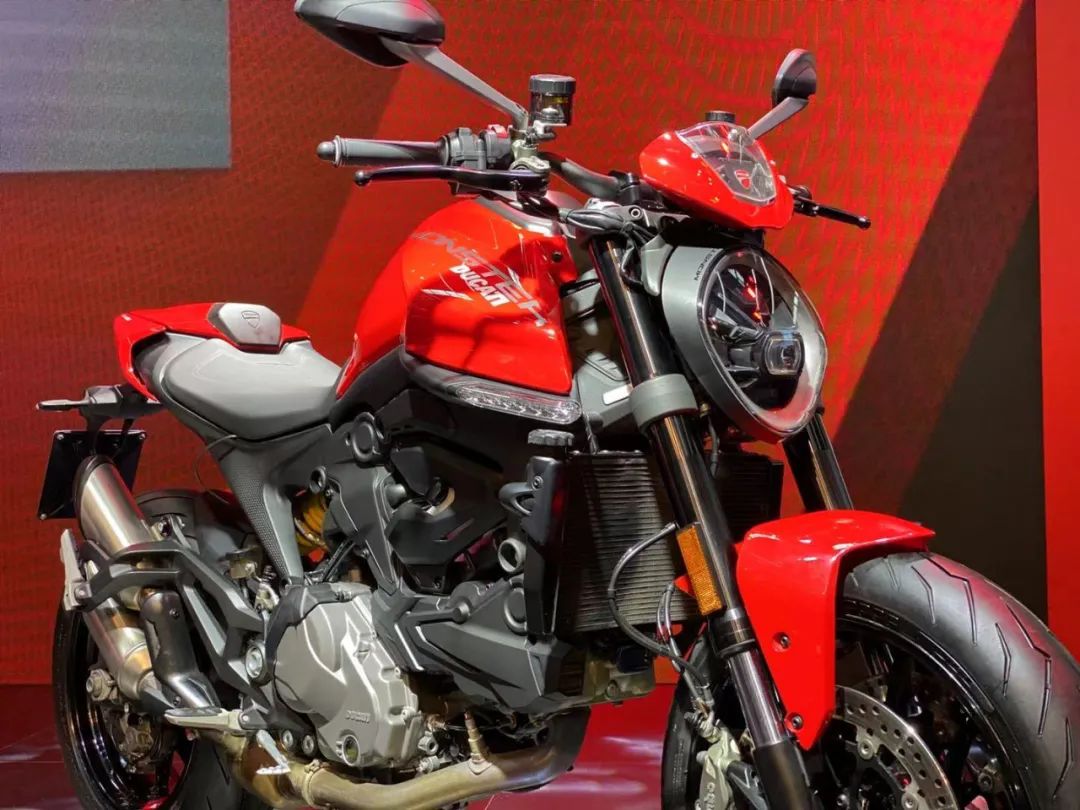 北京车展|杜卡迪大魔鬼新款售价263000元,Monster950也有亮相