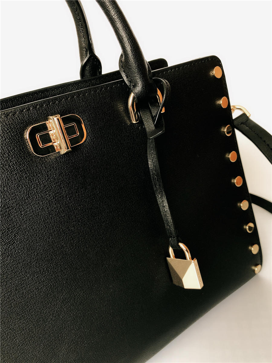 小众品牌包包斜挎包白色,mk女包推荐小众包