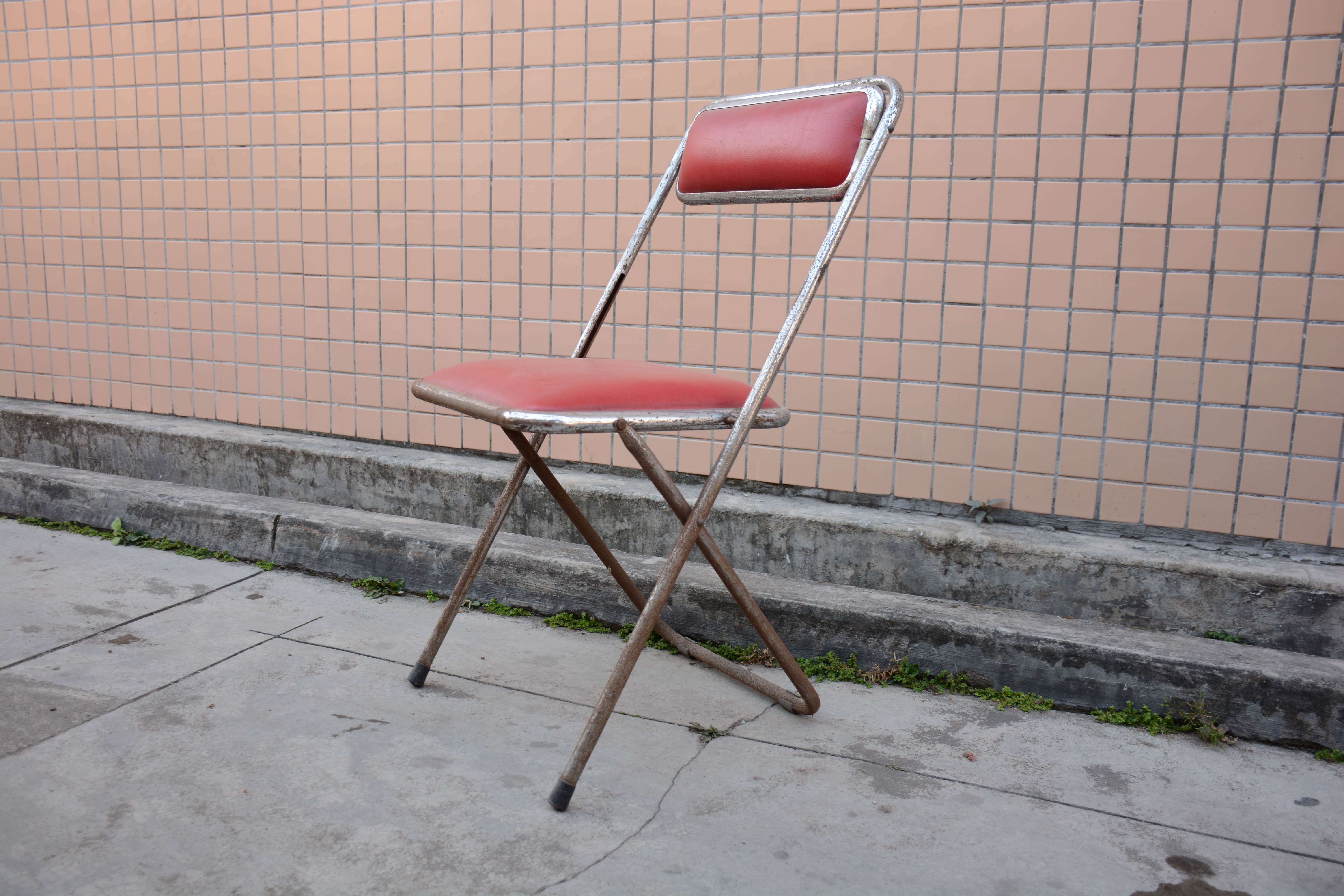 免漆家具磕碰掉漆如何修补,金属漆家具掉漆修复