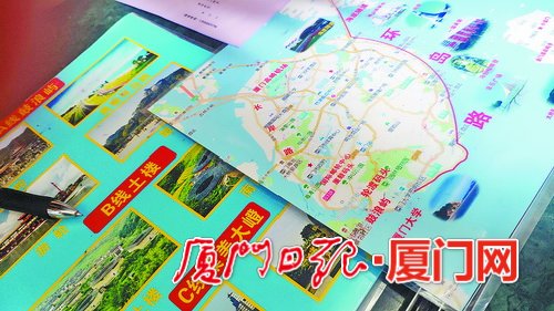 黑车司机冒充“好心人”带你去“黑店”买套票