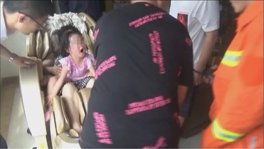 女童被咬视频,女童被咬的事件