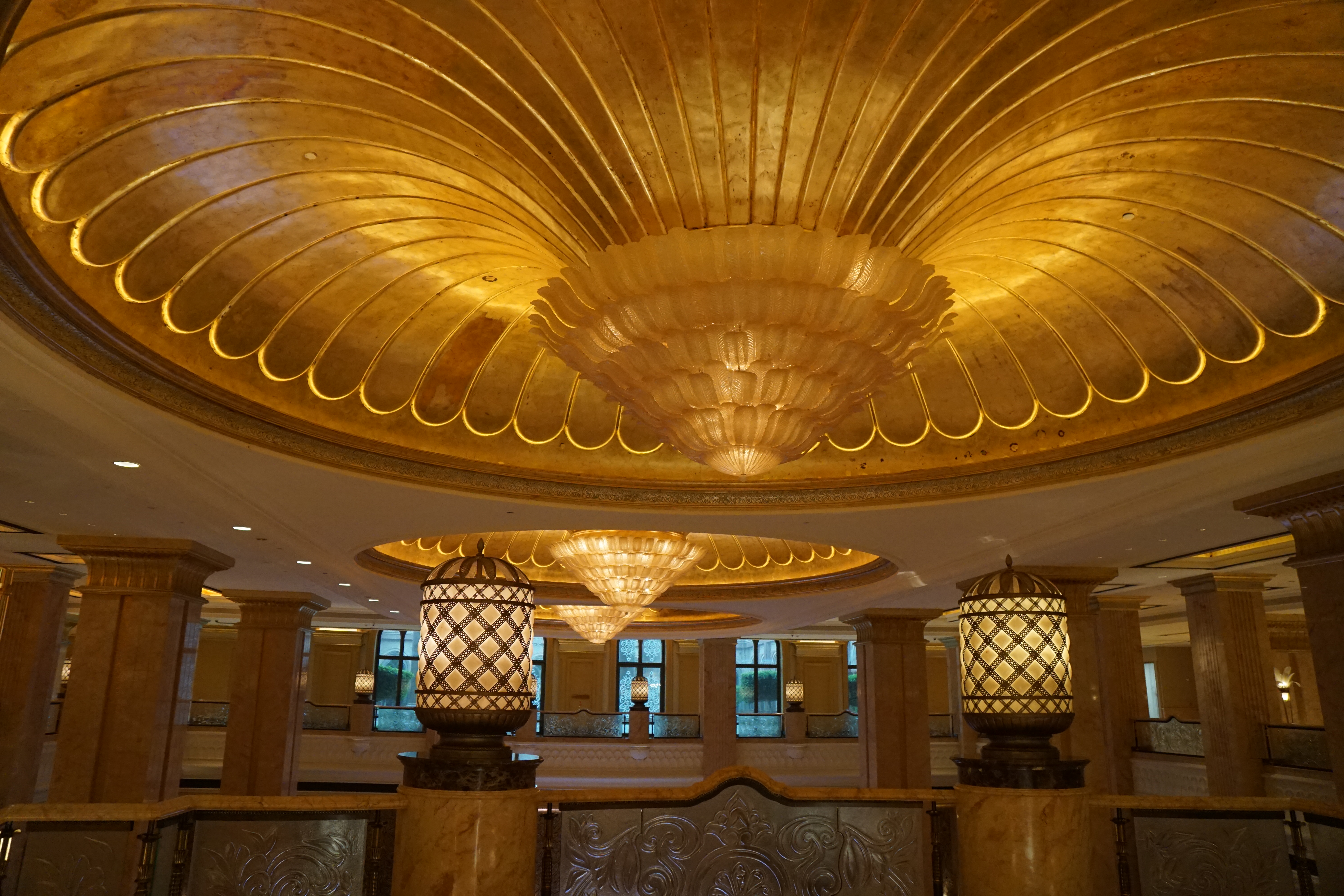 酋长国宫殿酒店推荐,酋长国宫殿酒店视频