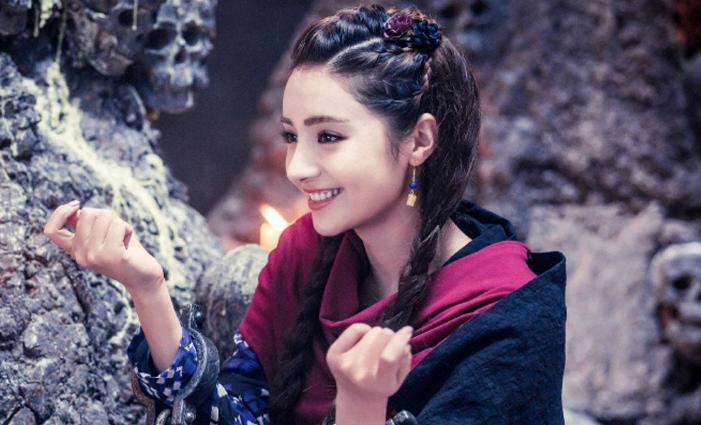 姜潮麦迪娜在婆婆面前秀恩爱,姜潮妈妈和麦迪娜的婆婆