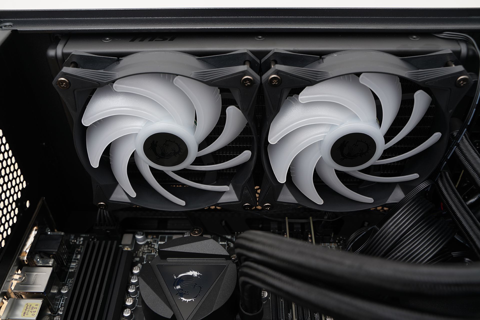 微星宙斯盾z5值不值得买,微星宙斯盾z5支持风扇