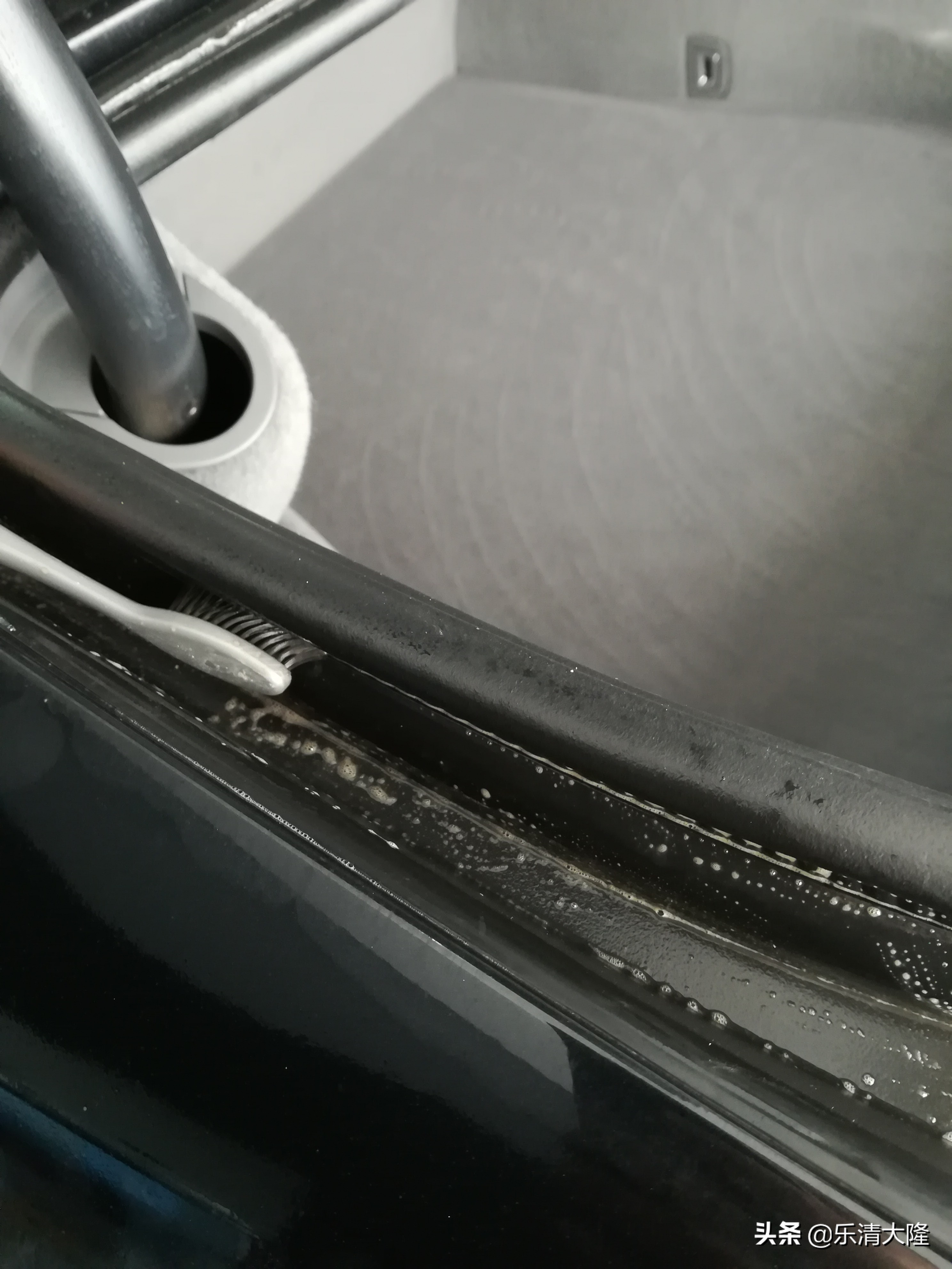 广州宝马7系内饰清洗,宝马7系发动机舱清洗