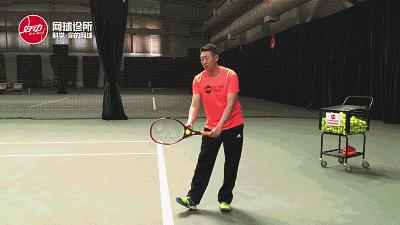 费德勒网球十大技巧,费德勒网球发球教学