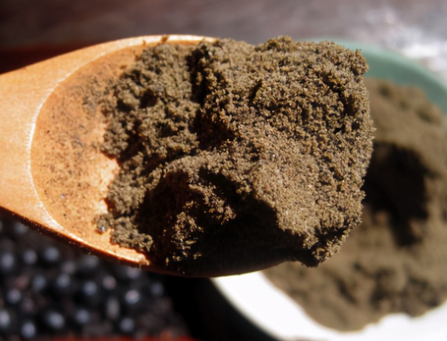 家庭黑芝麻丸的做法,九蒸九晒黑芝麻丸冬天能做吗