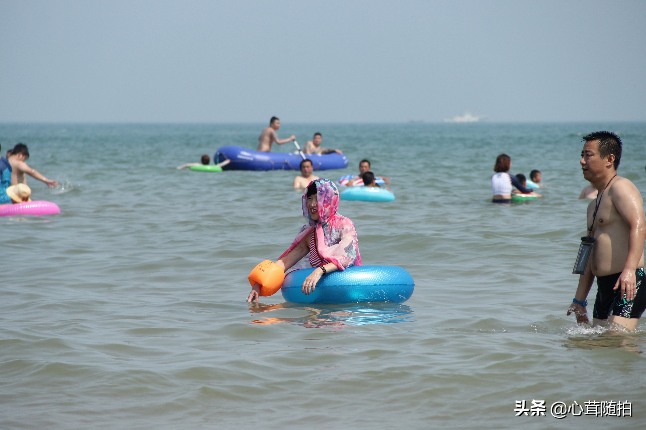 青岛市的金沙滩,金沙滩海边生活