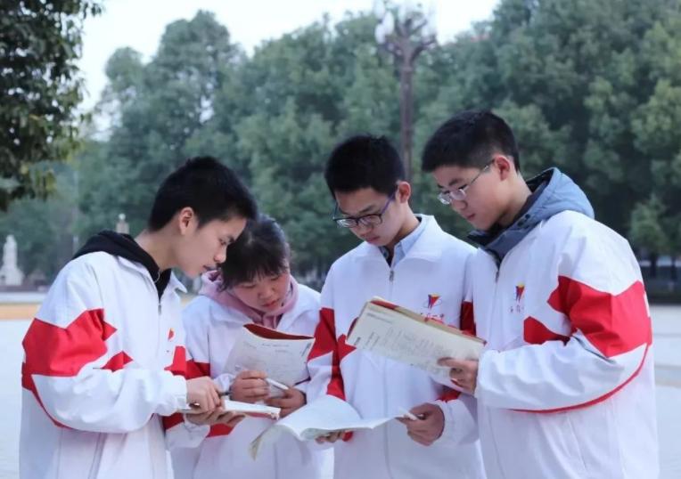 湖南本科录取率最高的中学,湖南高中一本率排名前50