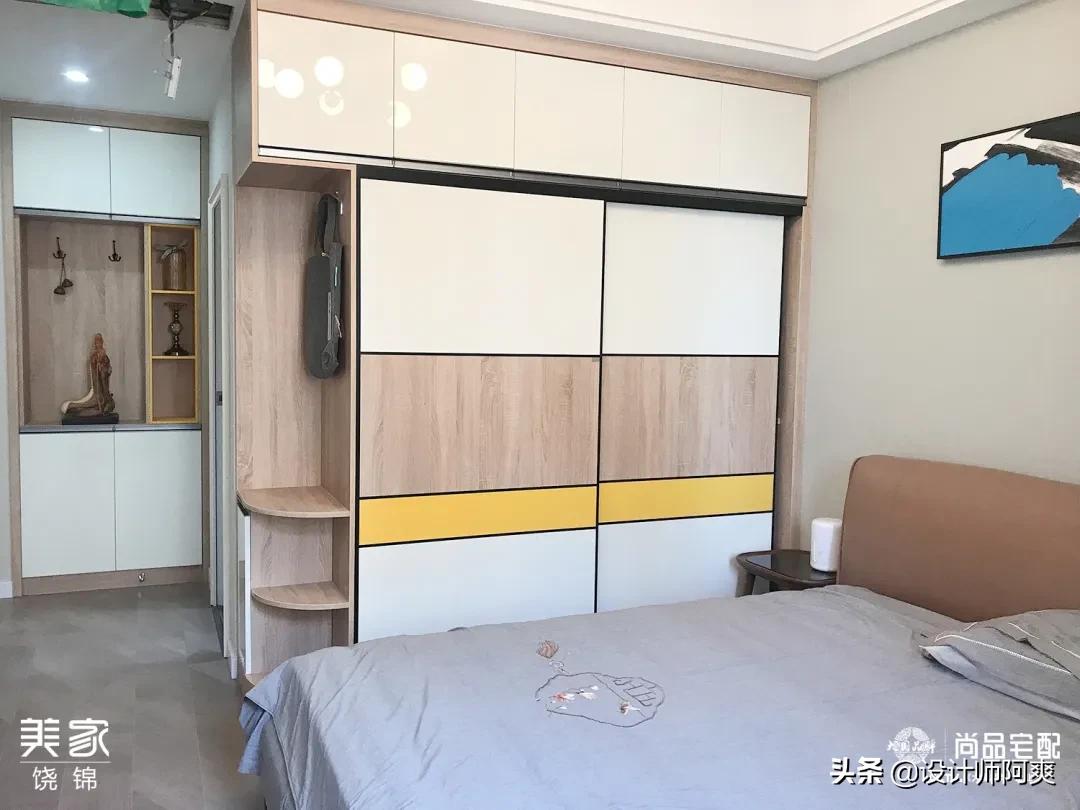 大门正对客厅一体隔断,入户正对客厅餐厅玄关隔断效果图