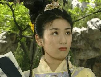 她很美,可惜被糟蹋了