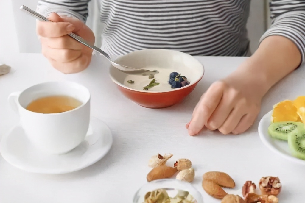 反流性食管炎要怎样预防,如何预防反流性食管炎