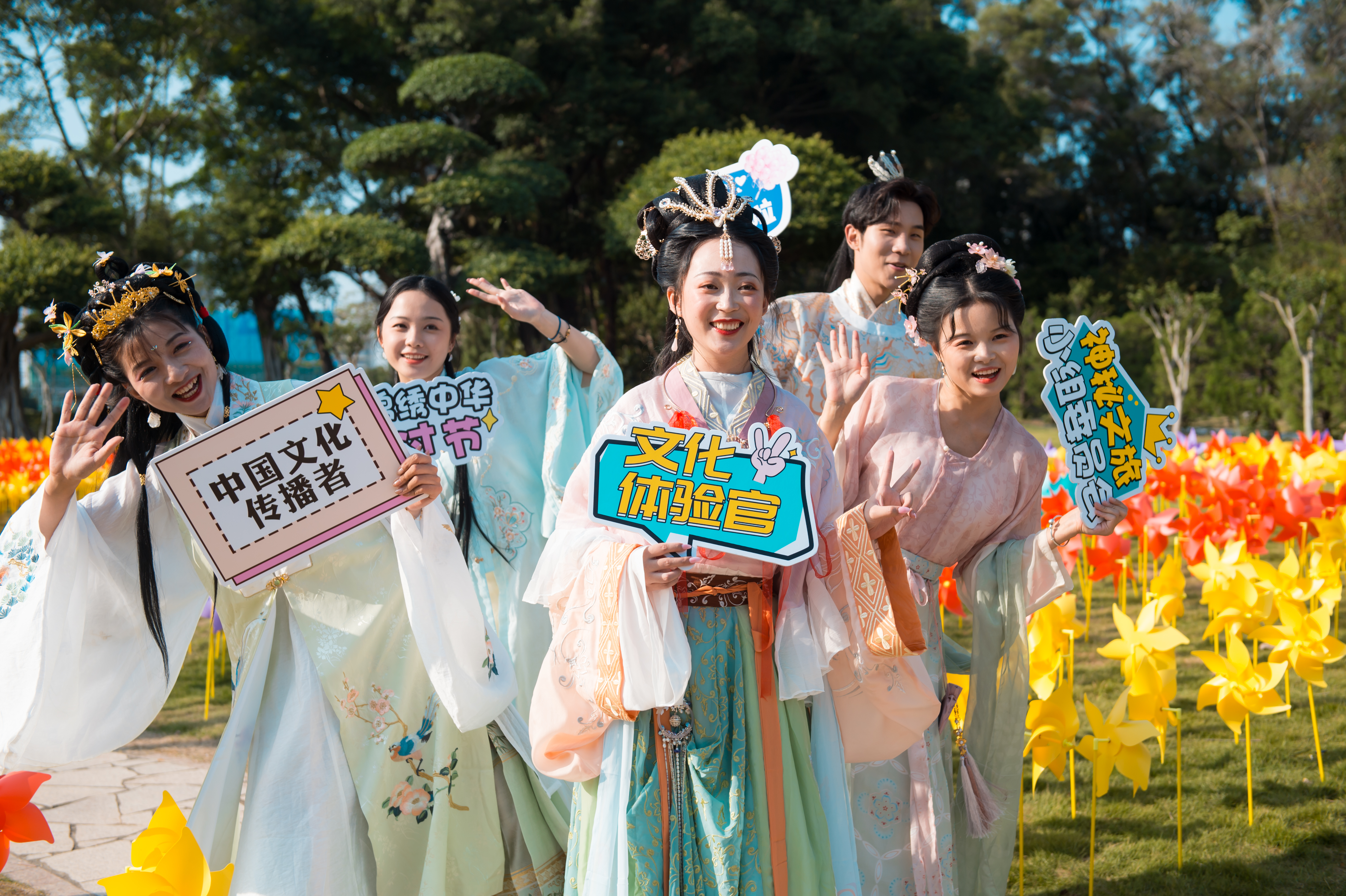 五一旅游必看的10个项目,五一期间有十大景区最受欢迎