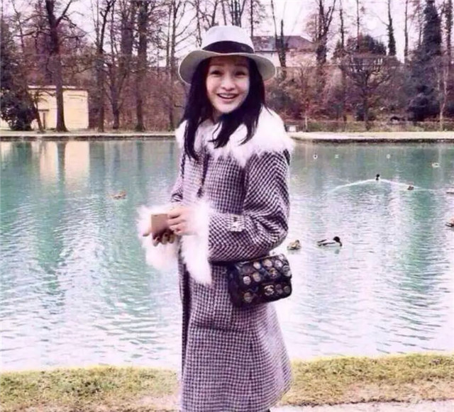 三十而已顾佳的香奈儿多少钱,顾佳和斯帝罗兰哪个好