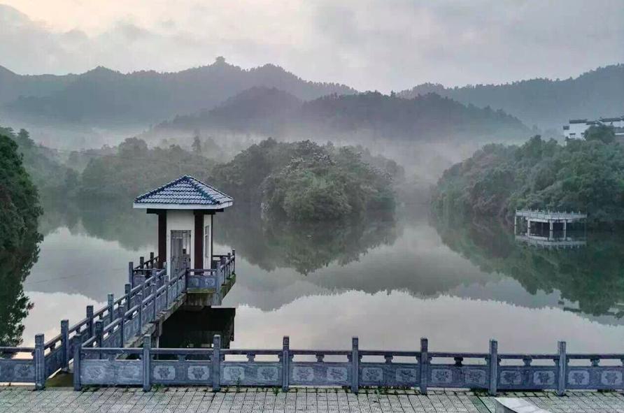 李白最好的一句诗,李白诗词中的美学原理