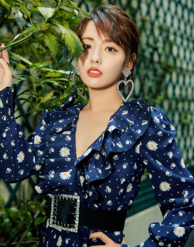 张嘉倪是不是又黑又瘦,张嘉倪恢复身材的秘诀