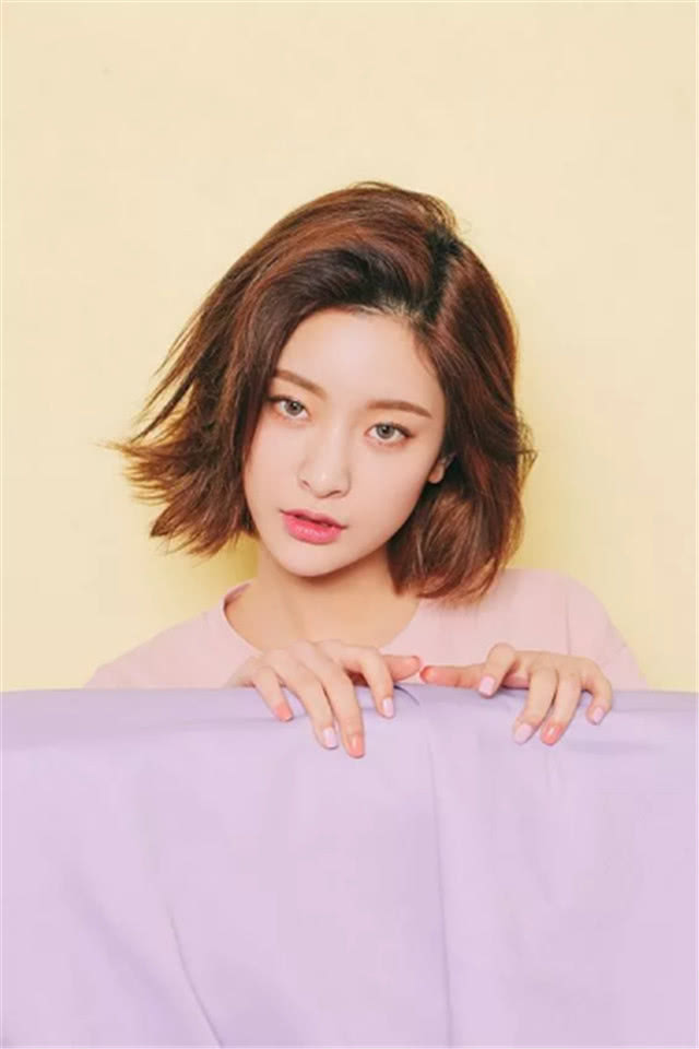 黑长直有什么简单俏皮的发型,黑长直发型又简单又好看