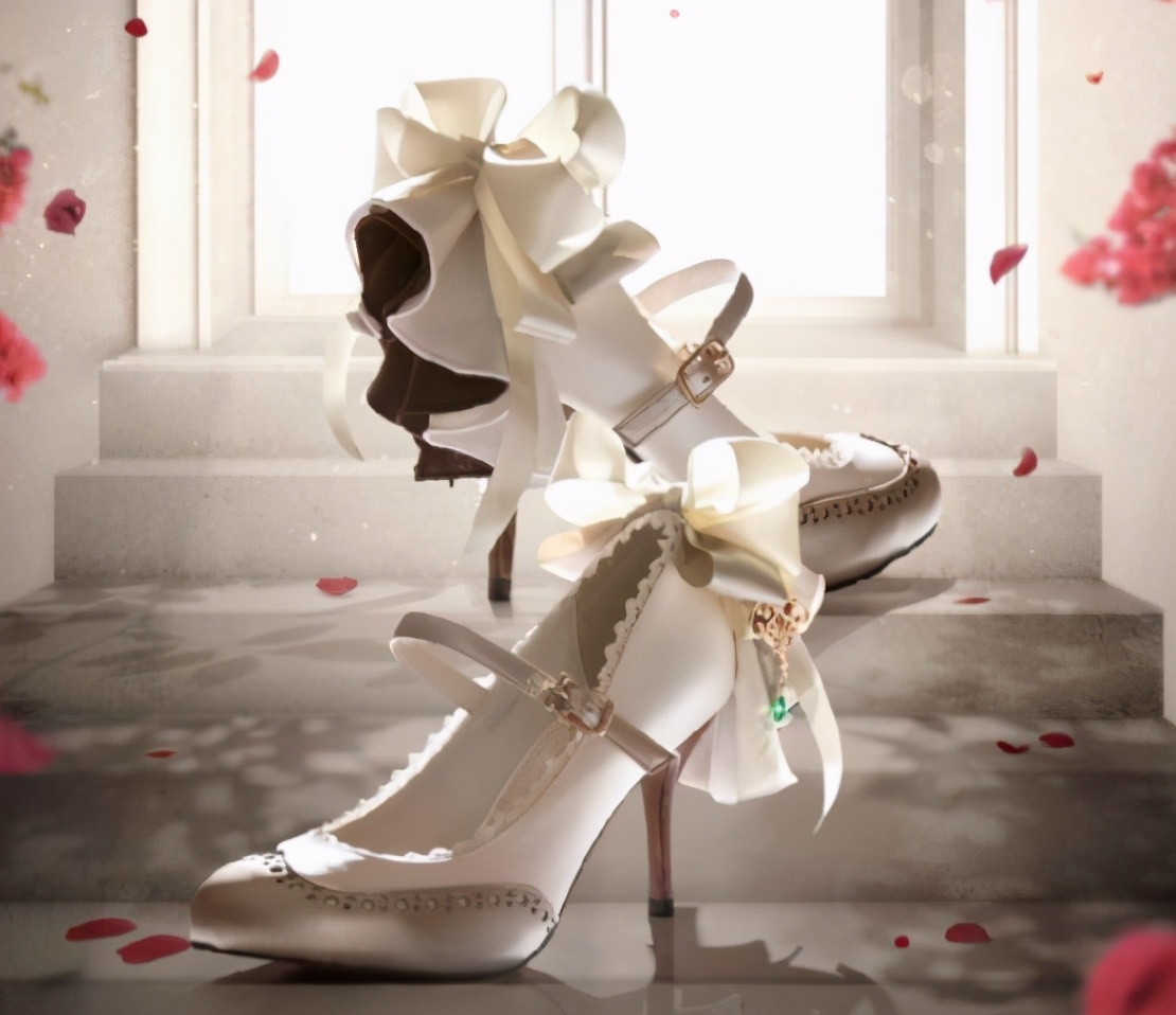 紫罗兰永恒花园联名高跟鞋,紫罗兰花园高跟鞋