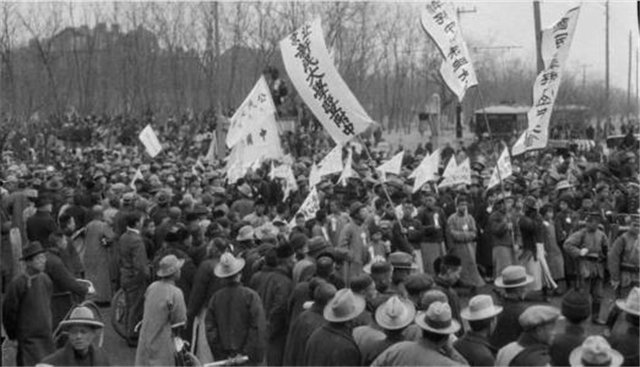 李敖评金庸鲁迅,李敖为何多次批评鲁迅