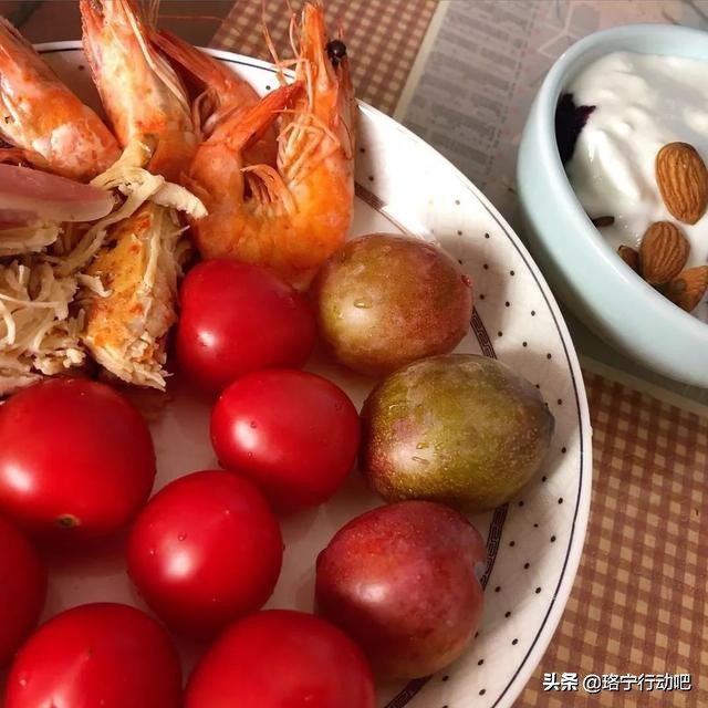 很多人胖都是因为营养不良,人胖了最容易缺少什么元素