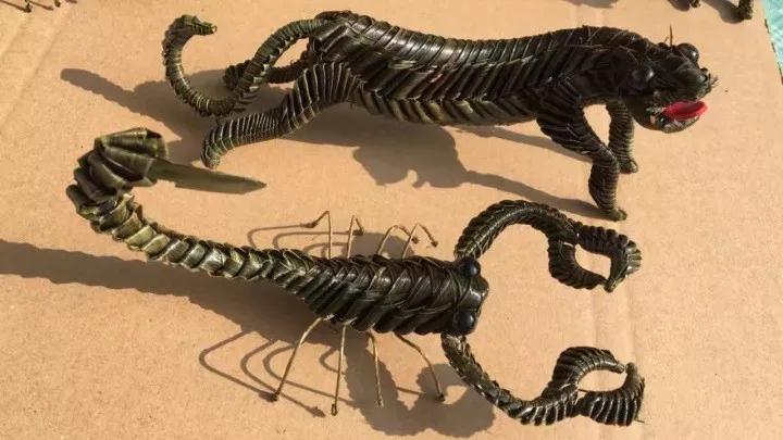 山东小伙摆地摊10年不出村,山东小伙摆地摊流浪两年不敢回家