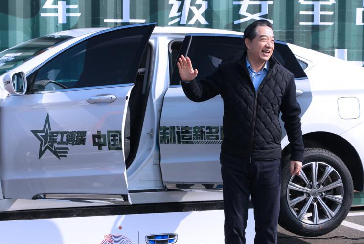 博瑞抗扭强度,吉利博瑞极限8吨重压测试