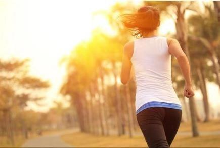 来姨妈前期健身会影响吗,辟谣经期不能吃什么