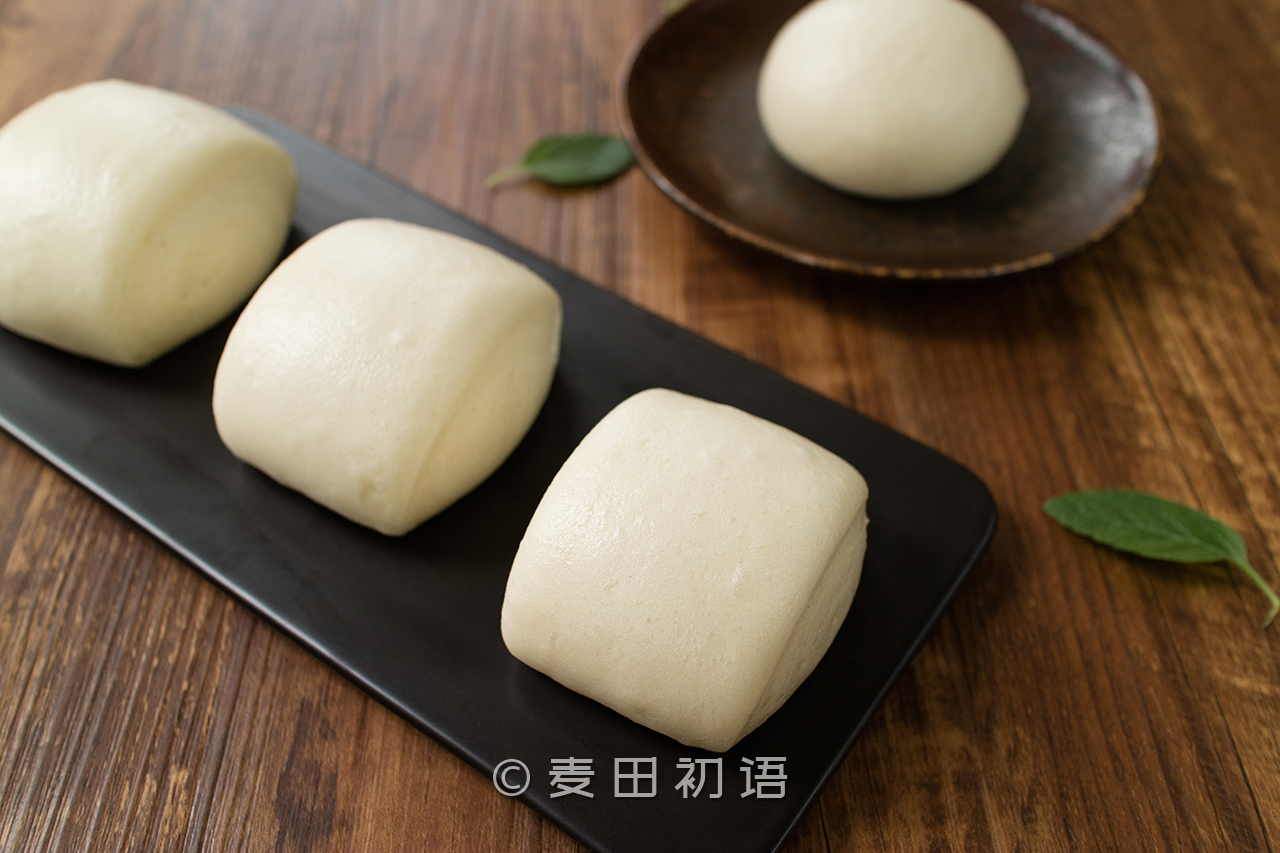 香味十足的奶香馒头，超级松软有弹性，不坑洼不缩皱的秘密都在这