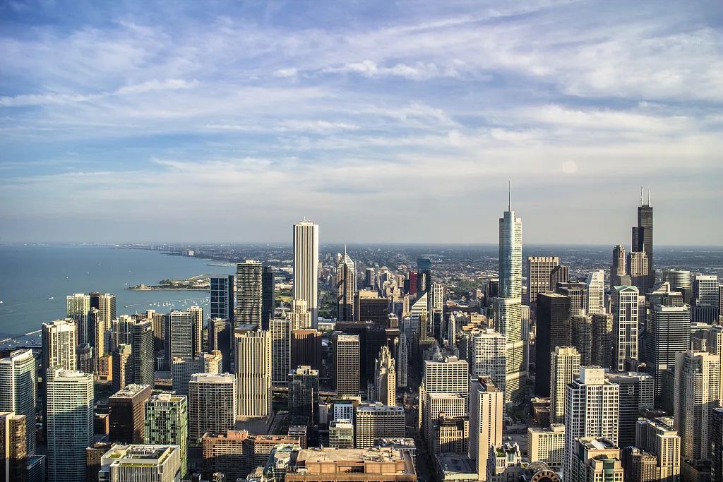 泰国大象因疫情失业徒步返乡视频,疫情过后的大象