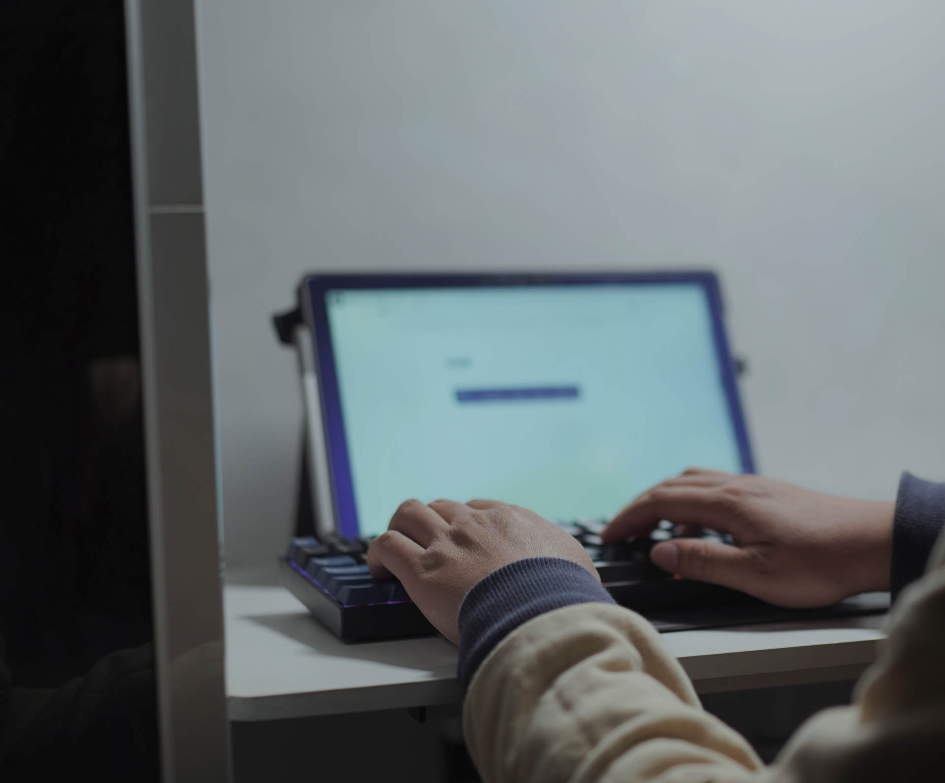 键盘入门到旗舰,新贵gm840pro开箱