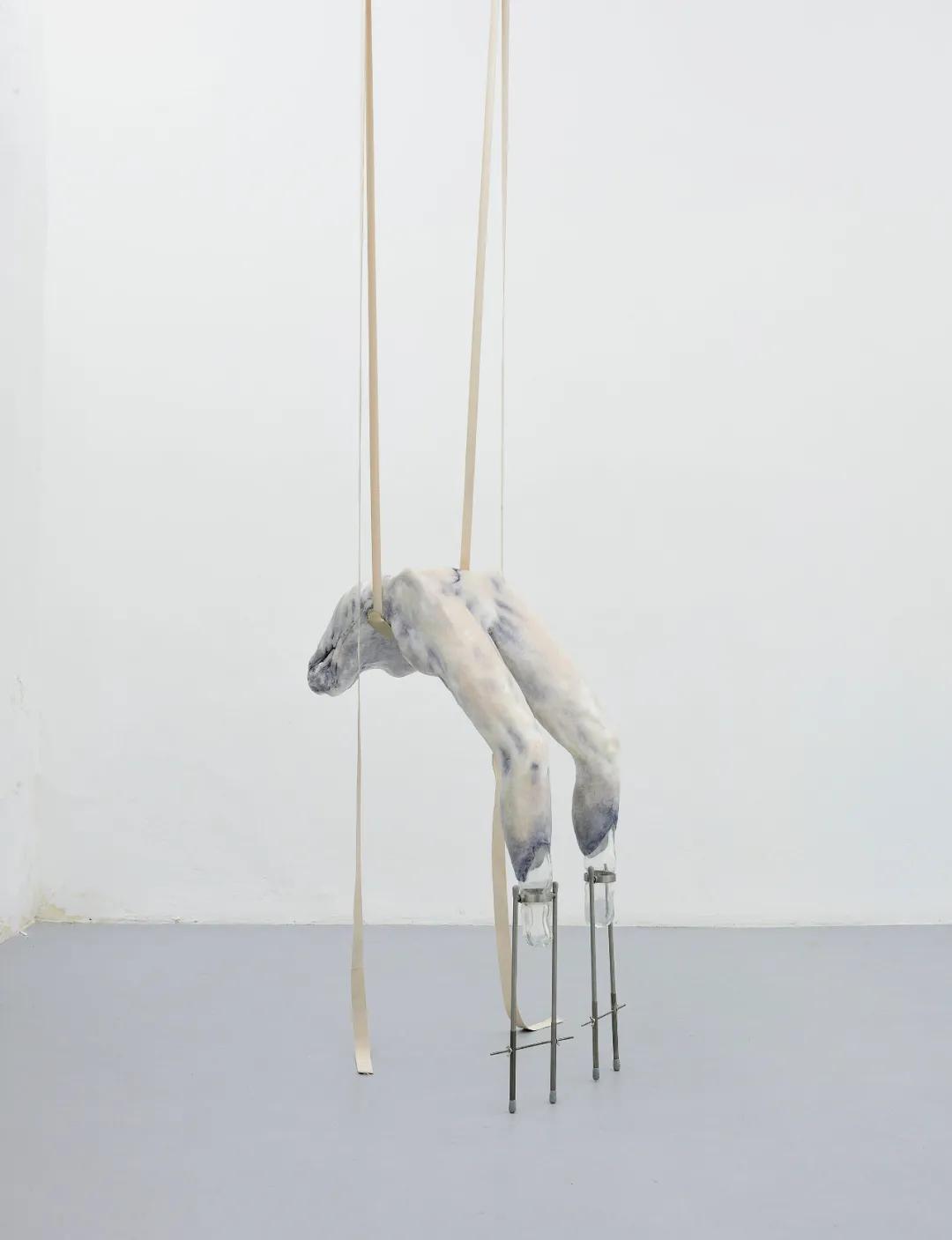 伊万娜,伊万娜吉他