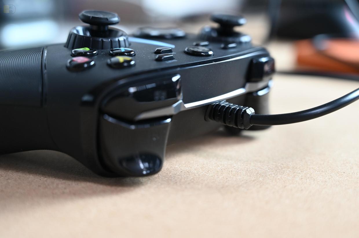 手柄推荐北通阿修罗3,北通阿修罗3摇杆精确度