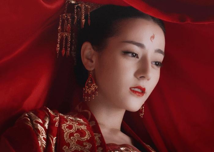 热巴小时候的照片无水印,热巴小时候皮肤