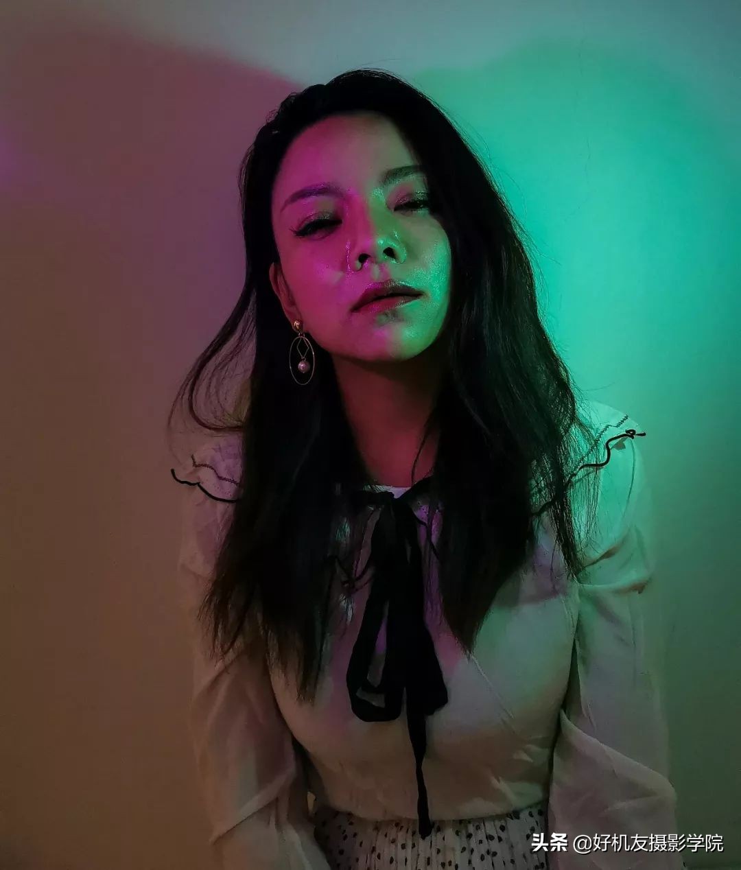 手机闪光灯怎么用最好,手机上的闪光灯怎么就沦为鸡肋了