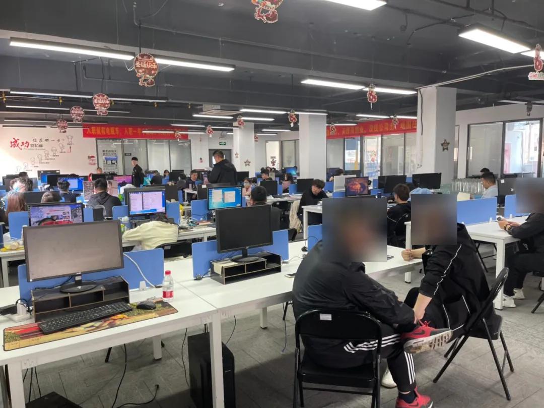 网络裸聊诈骗信息被盗该如何处理,网络裸聊敲诈案件最新