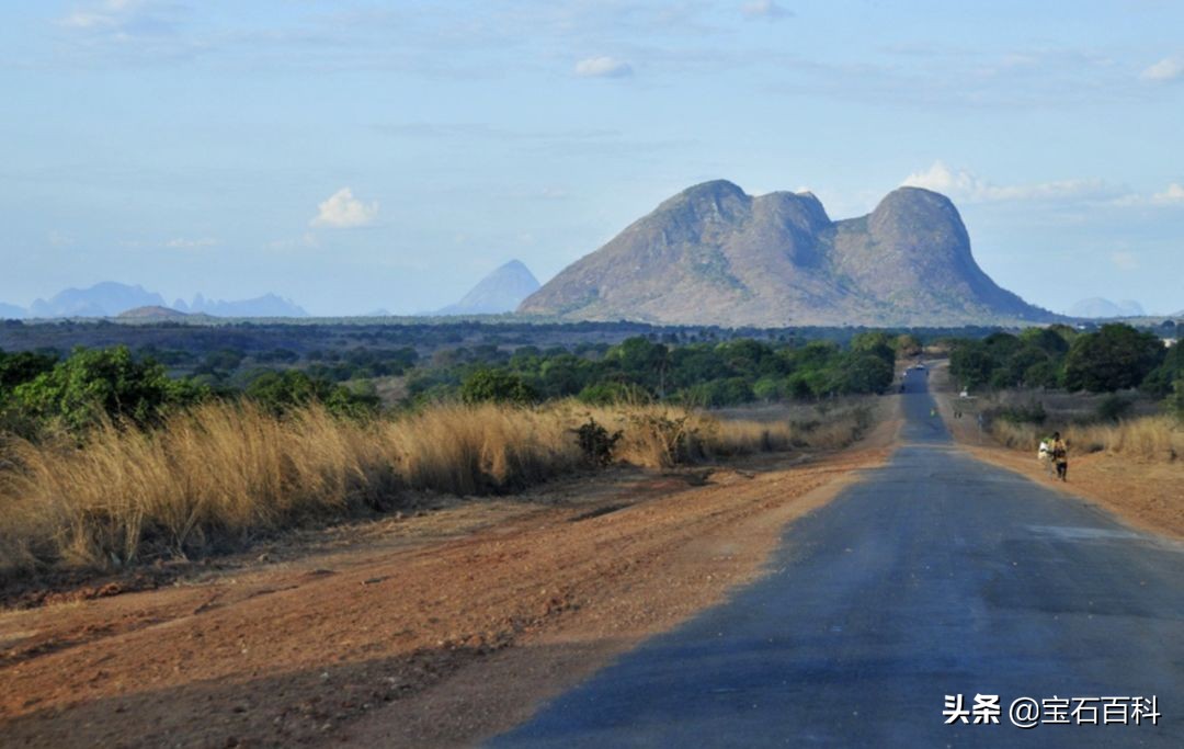 莫桑比克红宝石2000年价格,莫桑比克红宝石2013