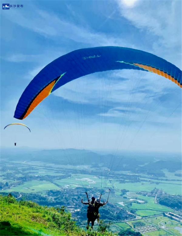 湘江评论|“长沙蓝”刷屏成网红,这波城市形象宣传实力圈粉无数