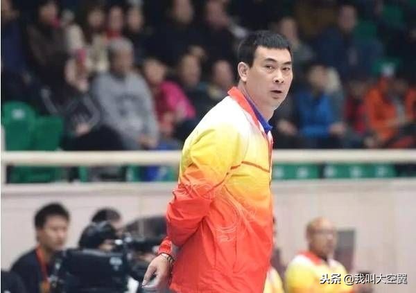 杨艺女排打什么位置,女排杨艺加入哪个队